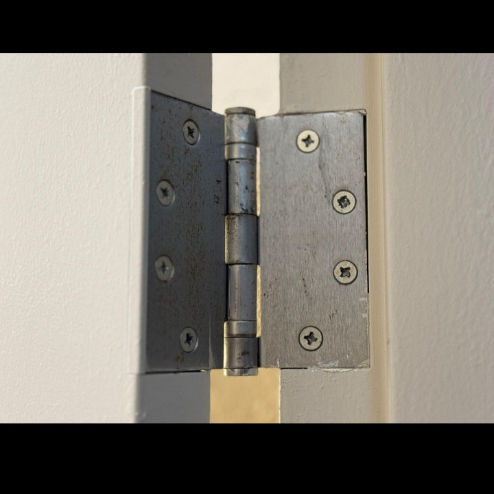 Lockify Titan hinge